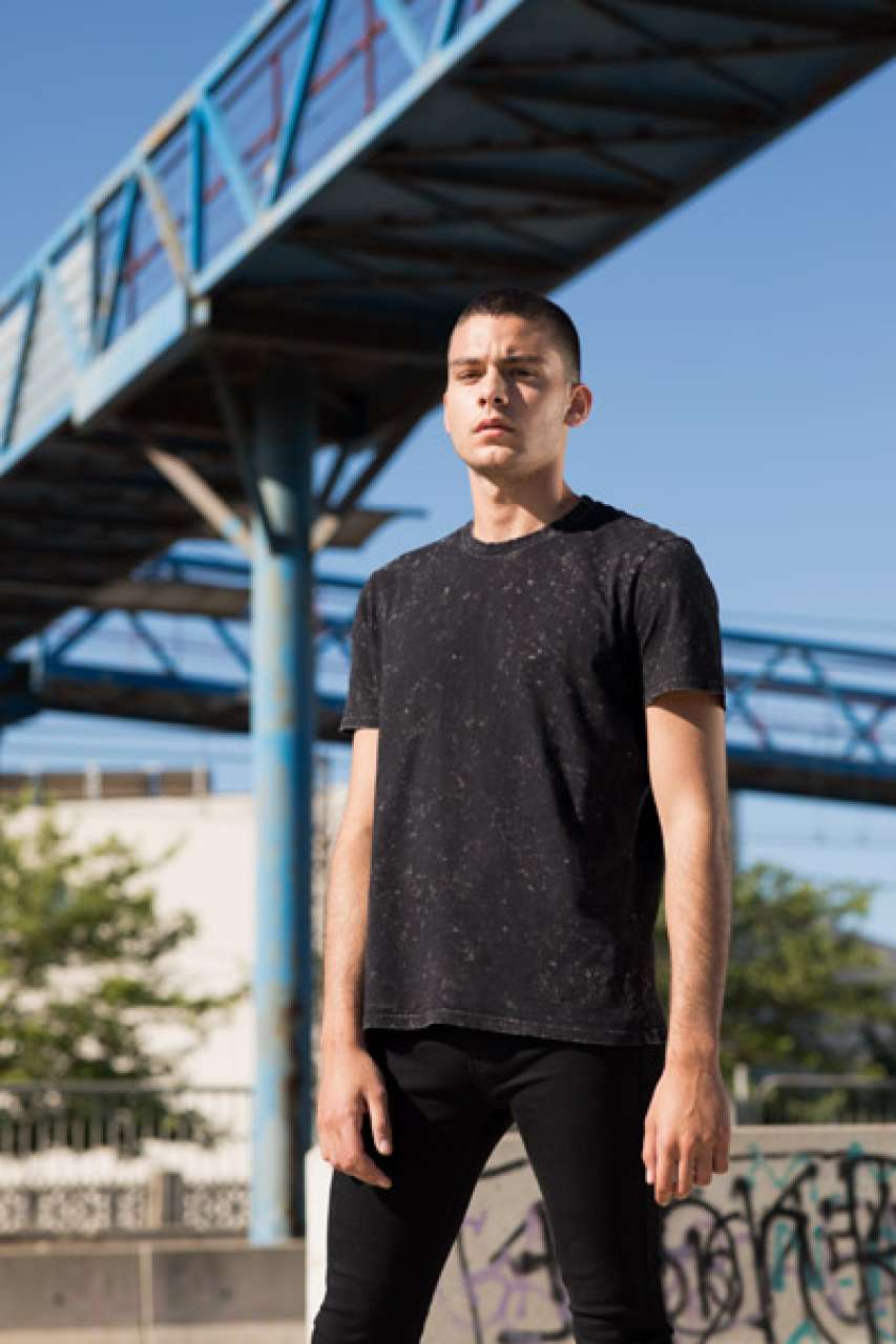 UNISEX WASHED BAND T