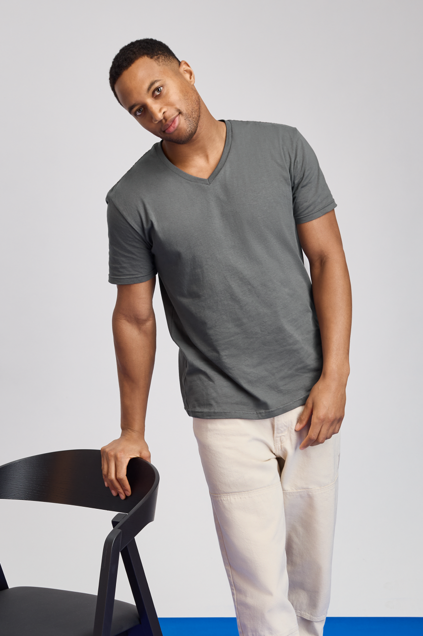 SOFTSTYLE™ ADULT V-NECK T-SHIRT