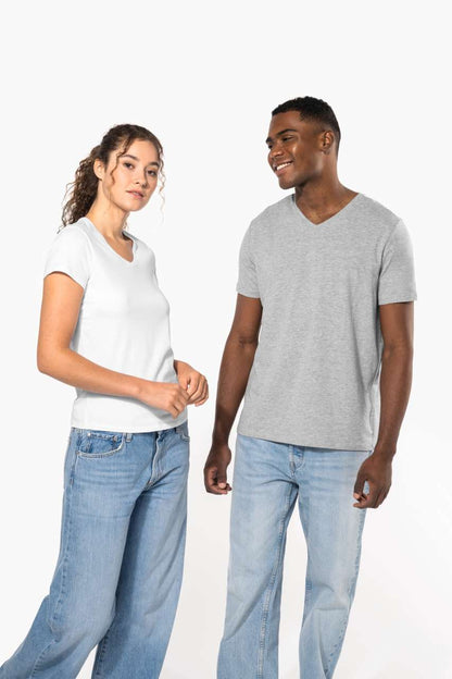 MEN'S SHORT-SLEEVED V-NECK T-SHIRT