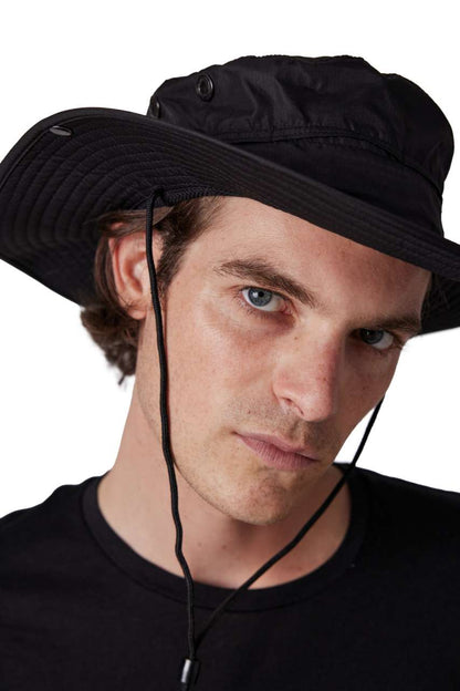 OUTDOOR HAT