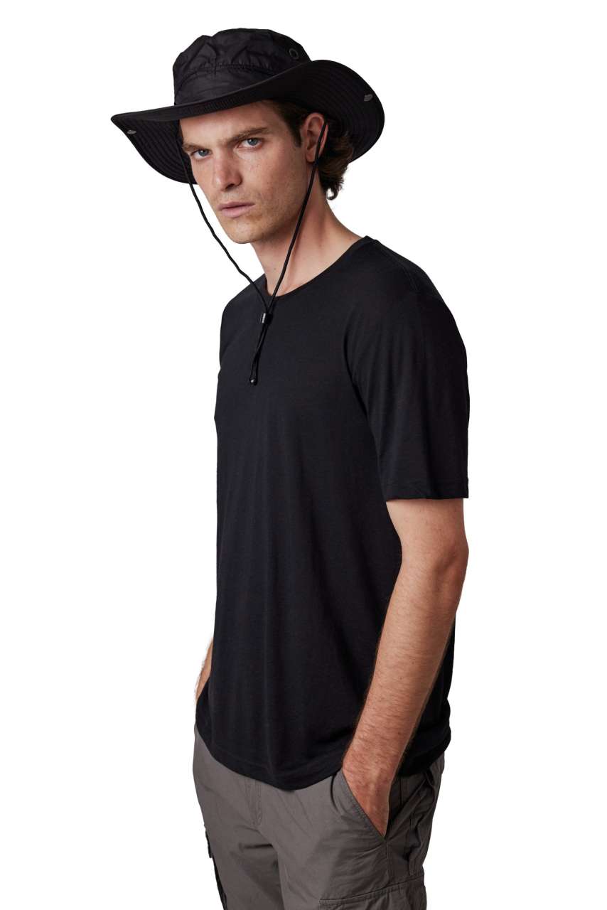 OUTDOOR HAT
