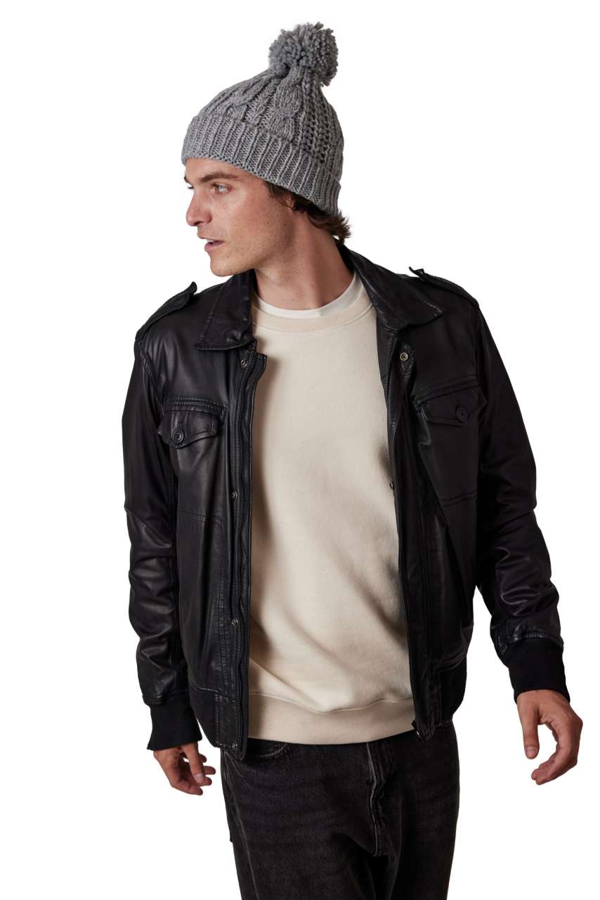 KNITTED BEANIE