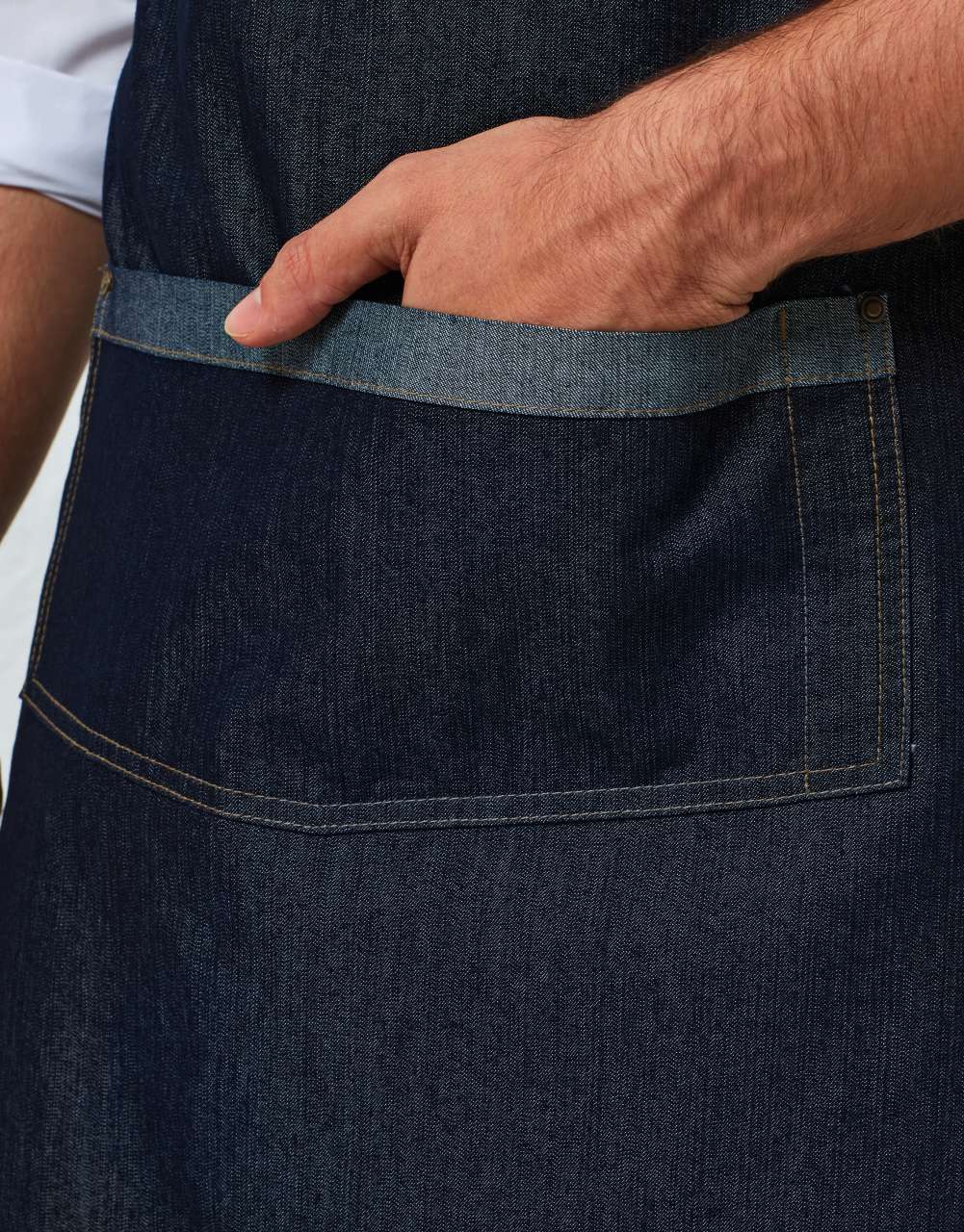 'DOMAIN' CONTRAST DENIM BIB APRON