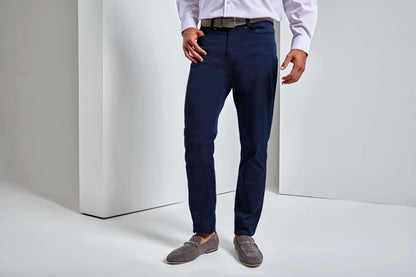 MEN'S PERFORMANCE CHINO JEANS