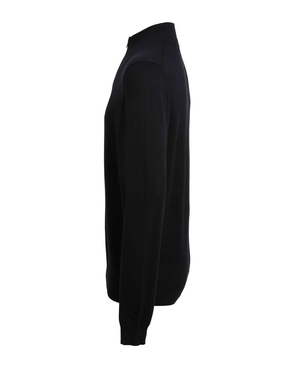 PR695 Black